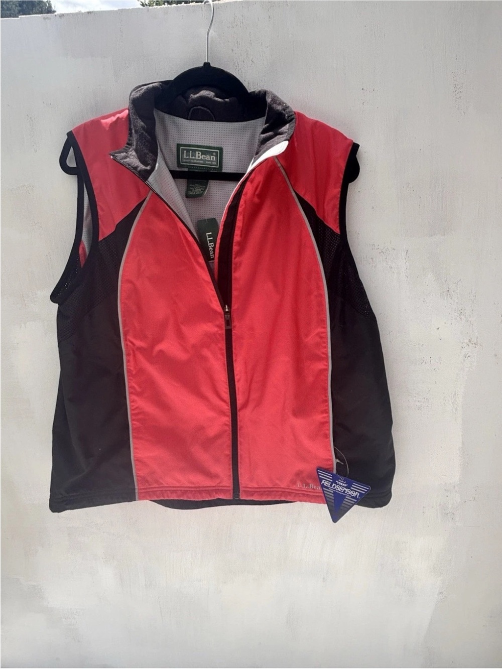 LL Bean Women’s FullZip Reflective Vented Lined Activewear Running Vest NWT